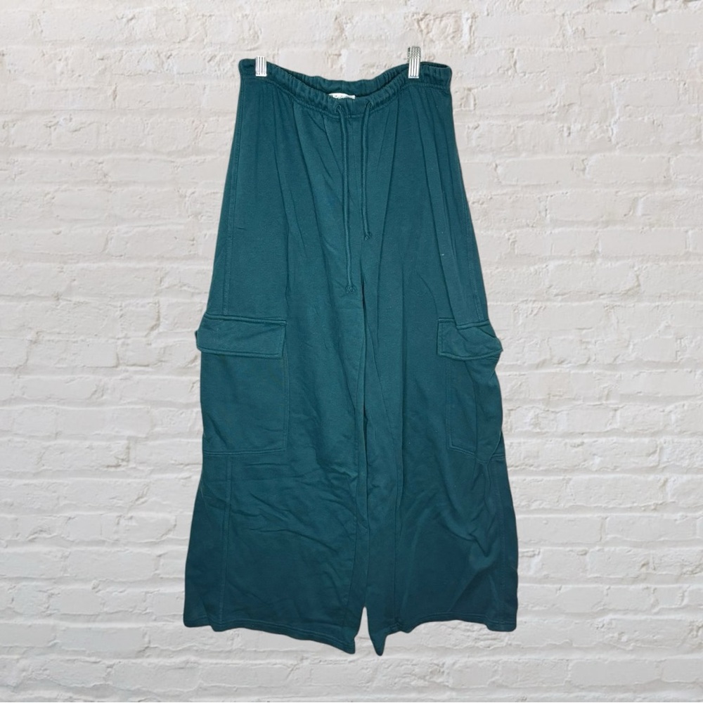 Zara Wide-Leg Cargo Sweatpants